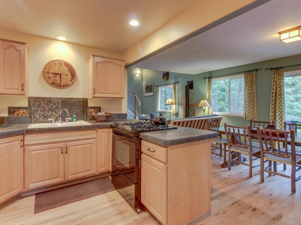 Roaring River Retreat Welches Exterior foto